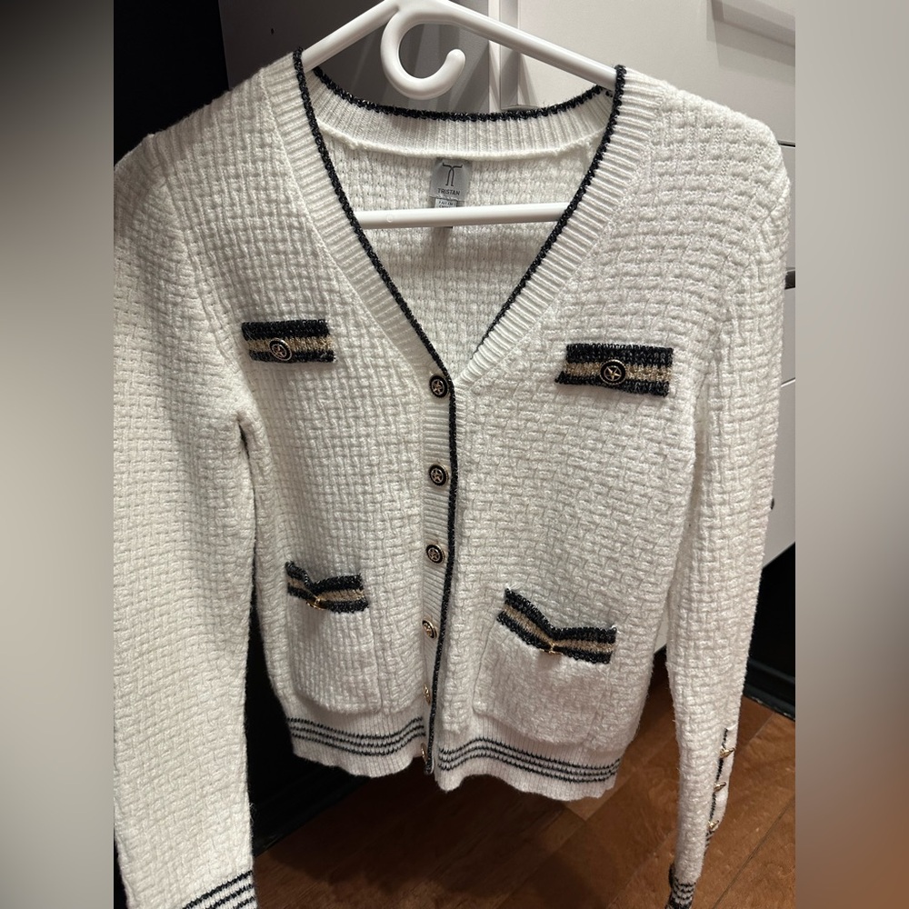 TRISTAN SIZE XS Elegant White Textured Cardigan